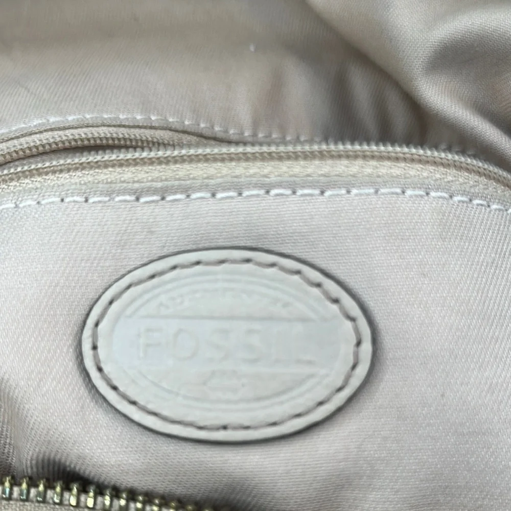 Fossil Vickery Beige and Tan Leather Crossbody Bag